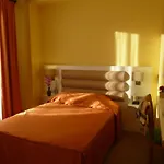 Ξενοδοχείο Regina 3*