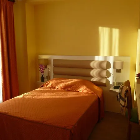 Hotell Regina 3*