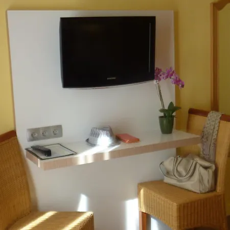 Regina Hotell 3*