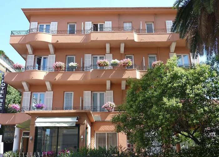 Hotel Regina 3*