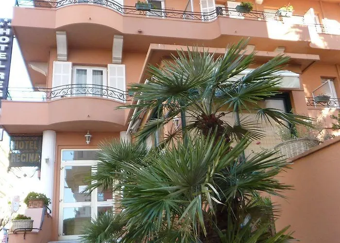 Hotel Regina 3*